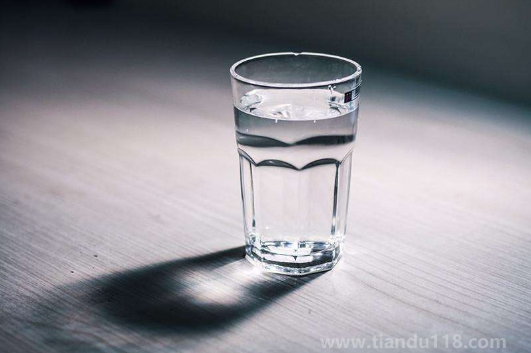 淡鹽水能退燒嗎2