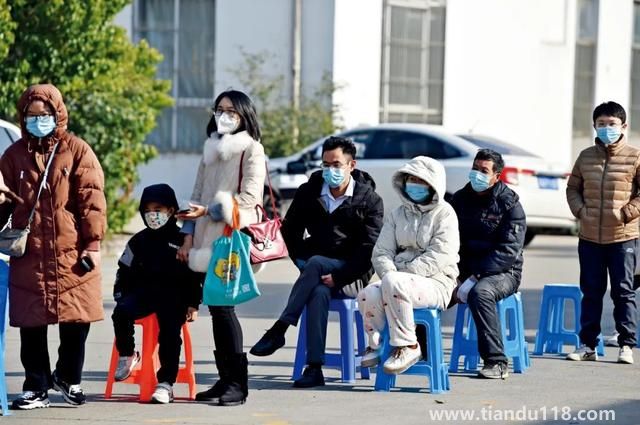 专家:感染人数激增时要警惕突变株（专家建议应持续监测）(图2)